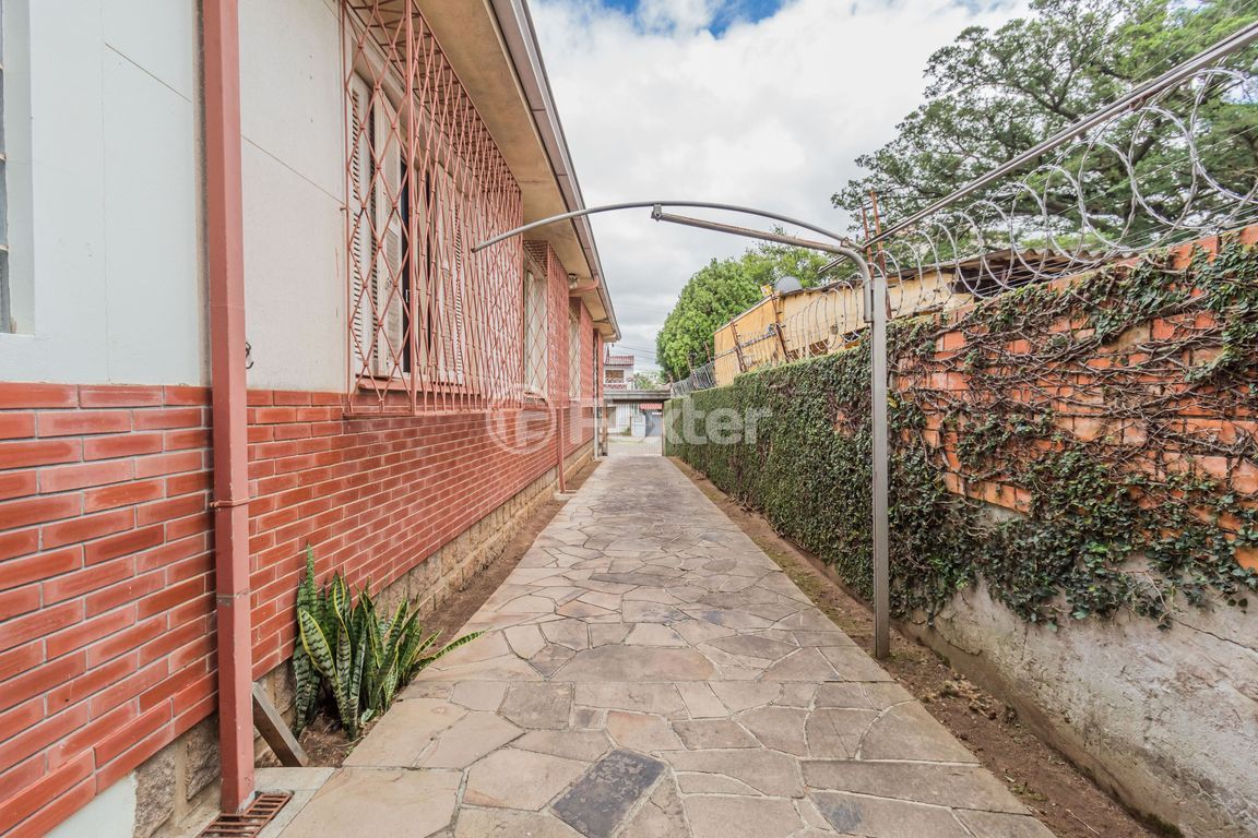 casa sobrado para comprar em Frederico Etzberger, 252 - foto 37