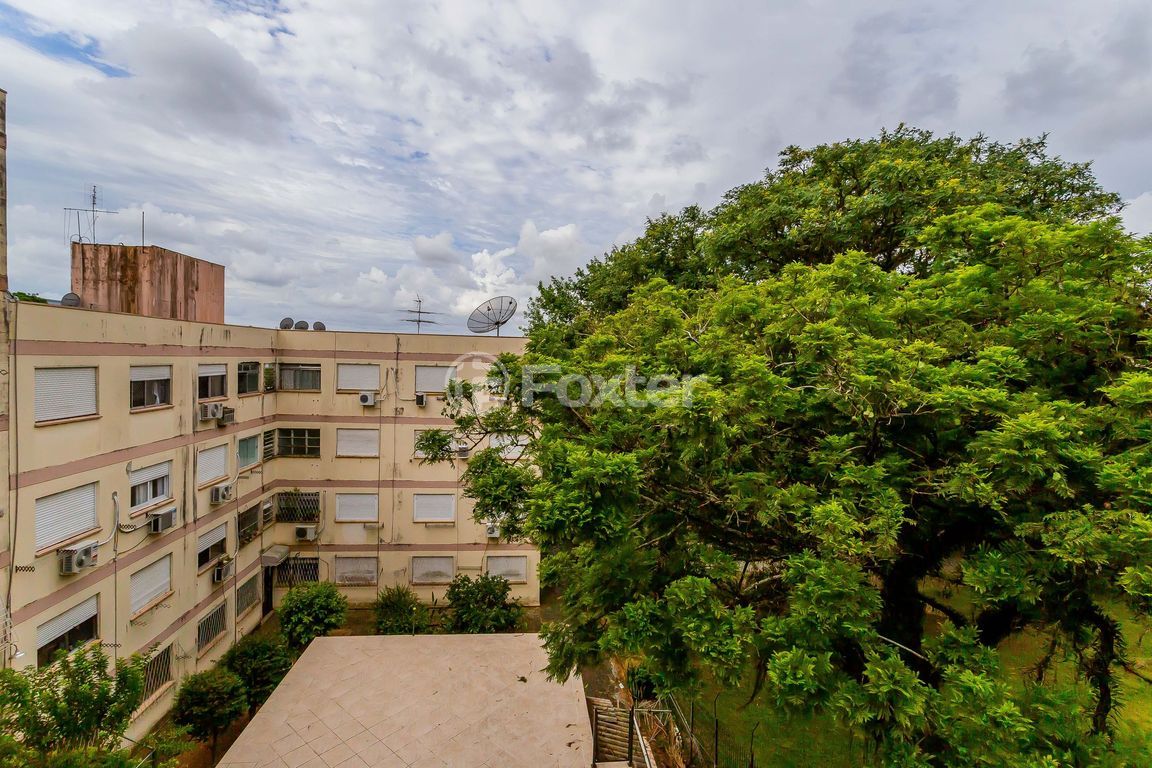 Apartamento para comprar em Moyses Antunes da Cunha, 235 - foto 28