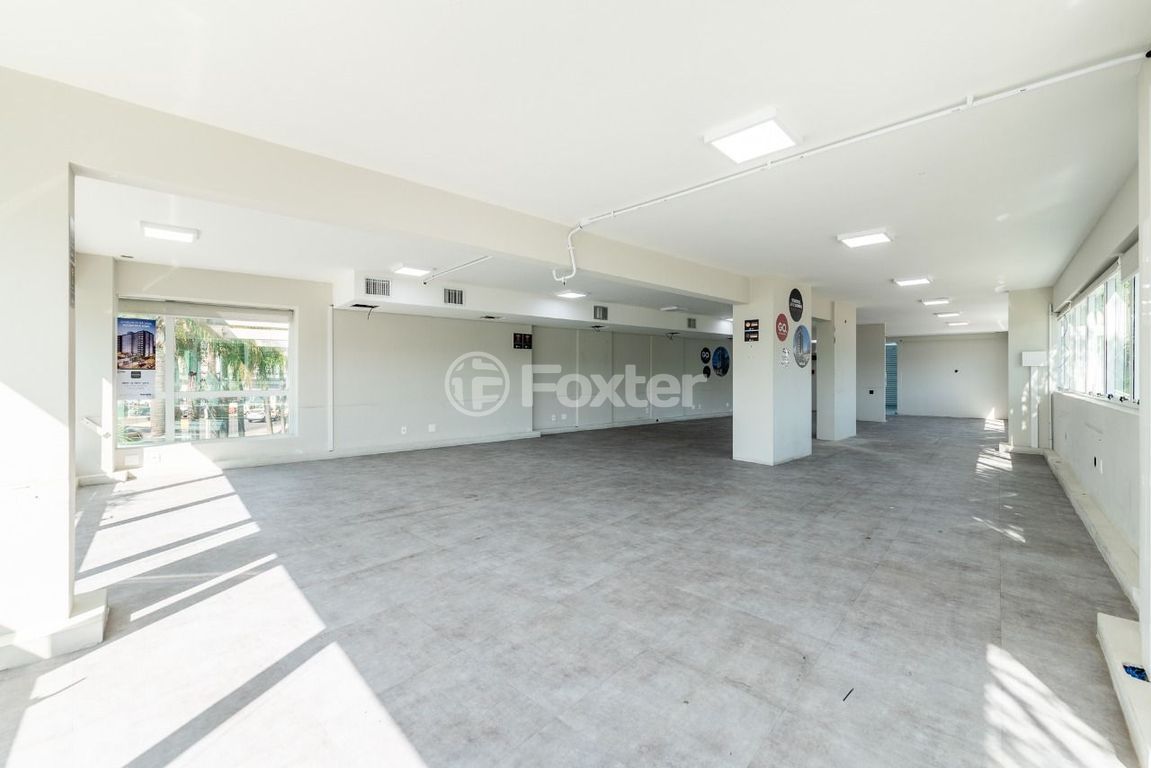 Prédio para comprar em Valdir Antônio Lopes, 221 - foto 29