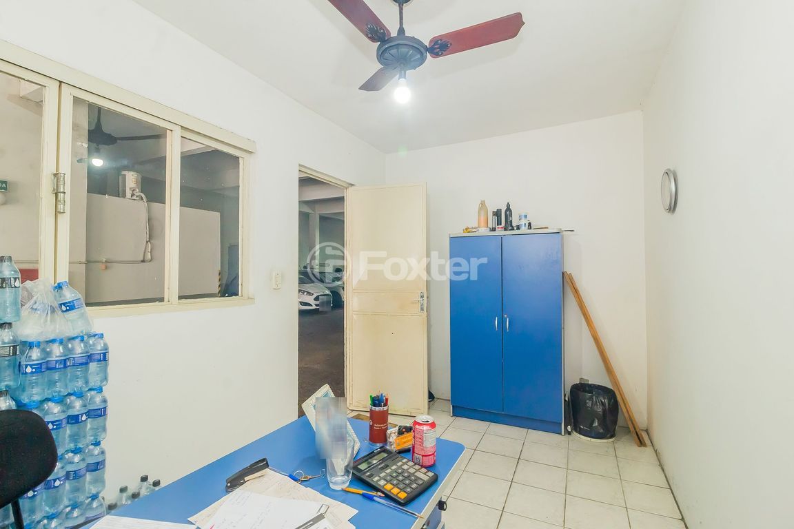 Prédio para comprar em Alberto Bins, 849 - foto 10