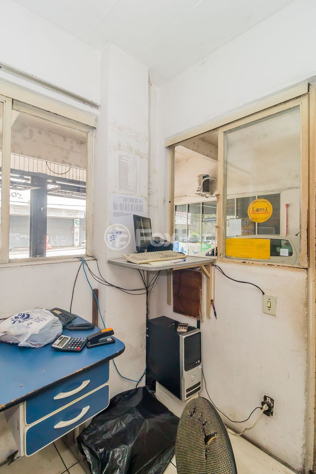 Prédio para comprar em Alberto Bins, 849 - foto 13