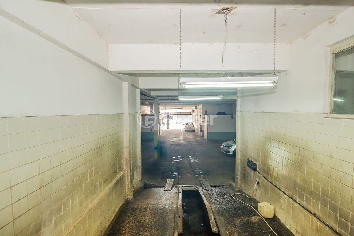 Prédio para comprar em Alberto Bins, 849 - foto 20