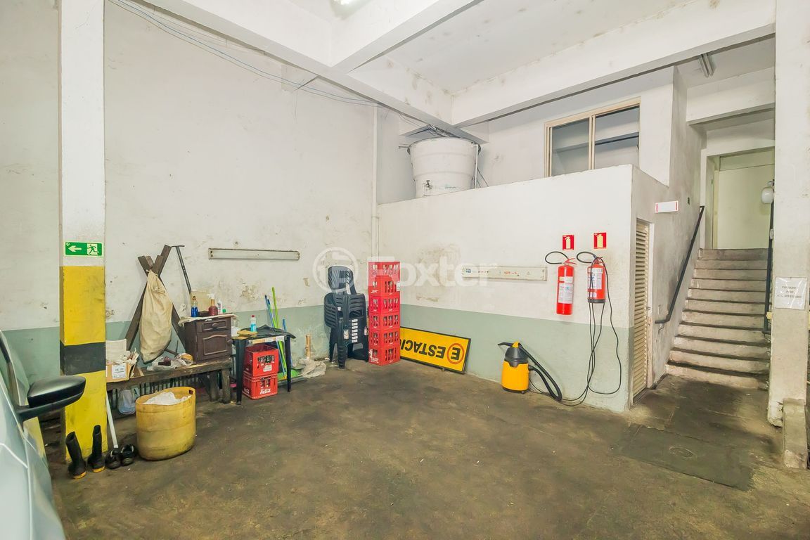 Prédio para comprar em Alberto Bins, 849 - foto 22