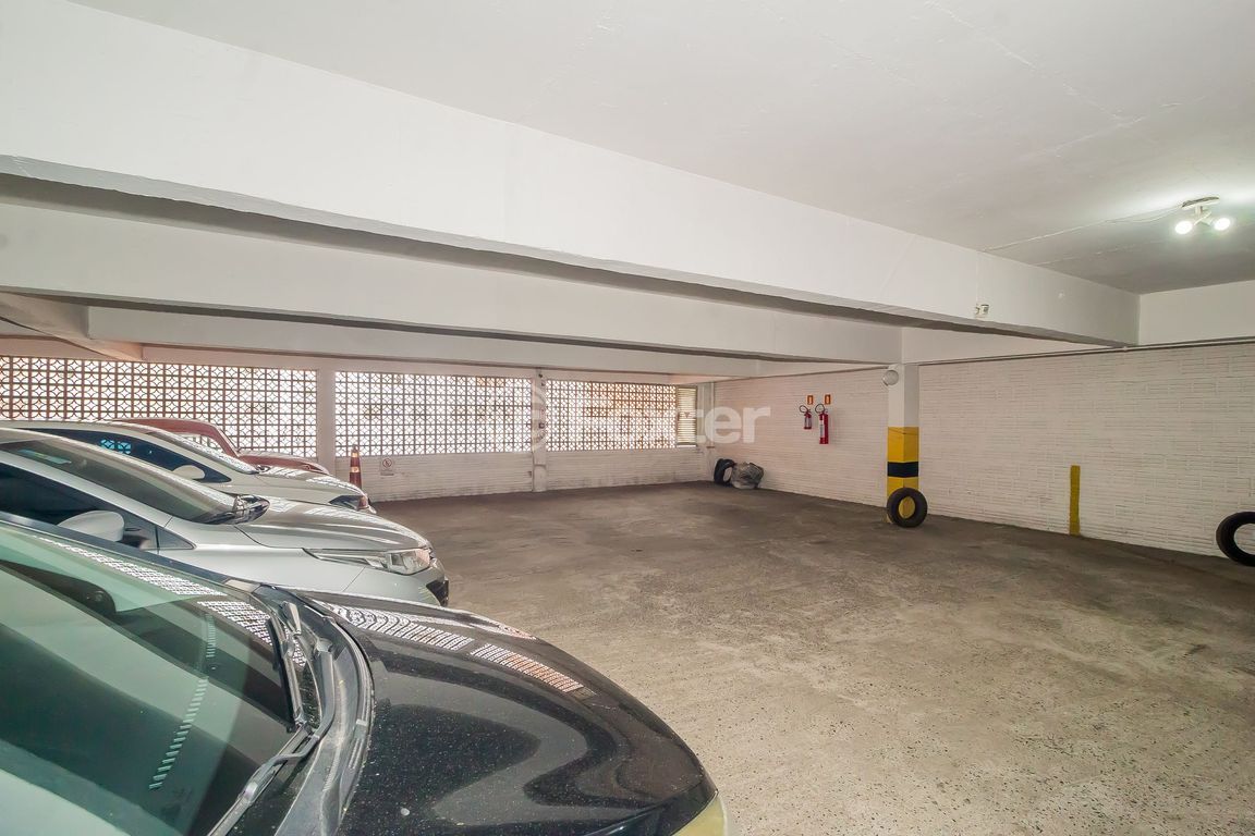 Prédio para comprar em Alberto Bins, 849 - foto 33