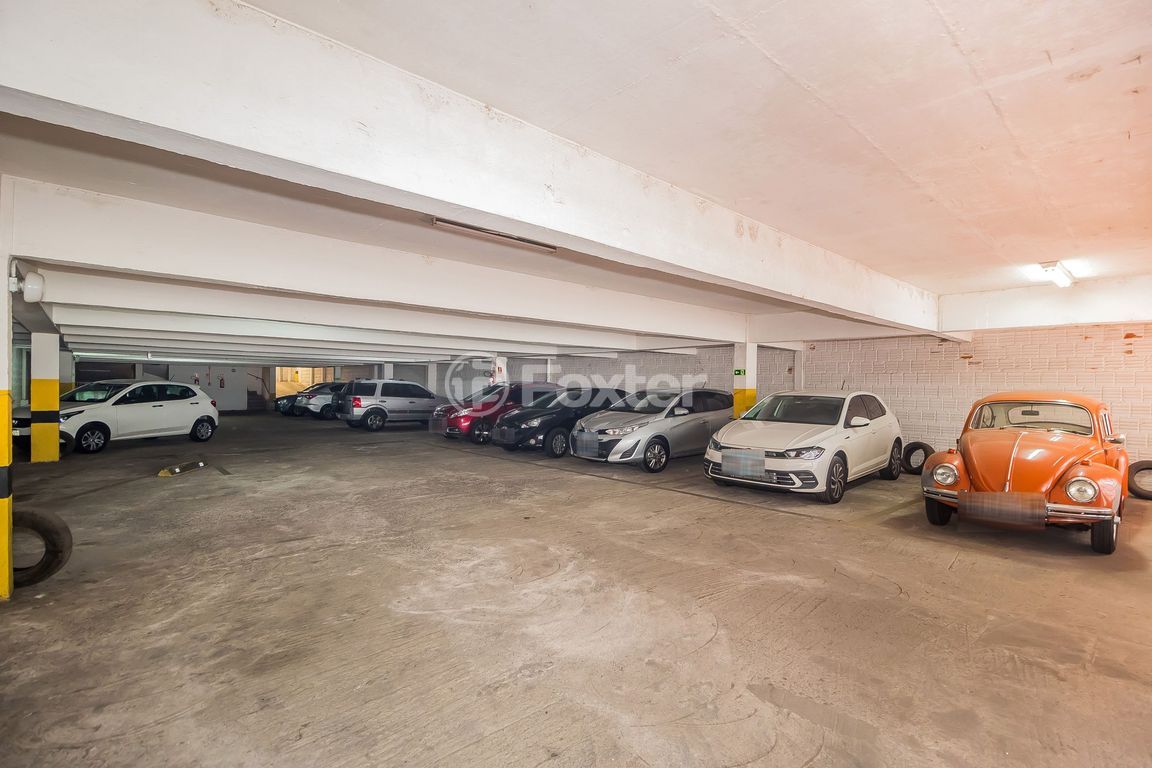 Prédio para comprar em Alberto Bins, 849 - foto 40