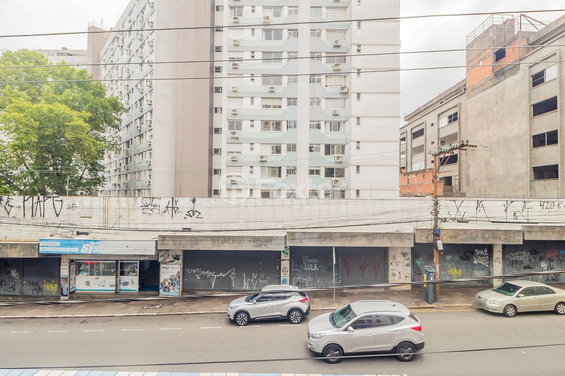 Prédio para comprar em Alberto Bins, 849 - foto 52