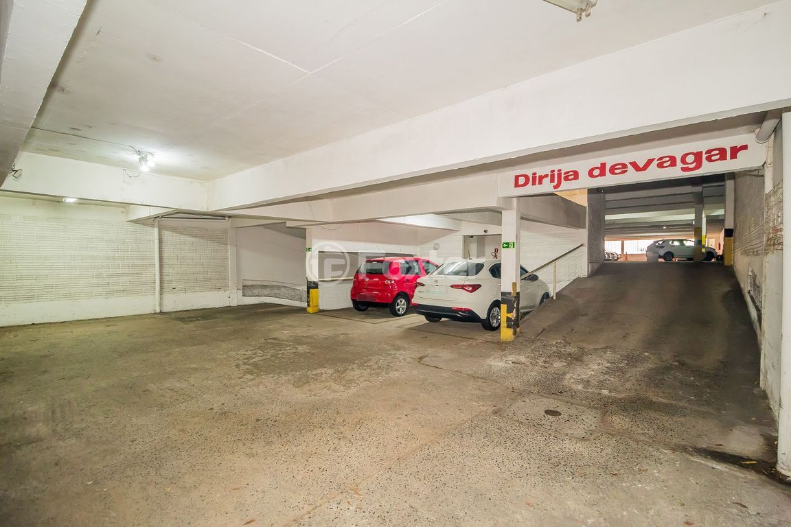 Prédio para comprar em Alberto Bins, 849 - foto 59