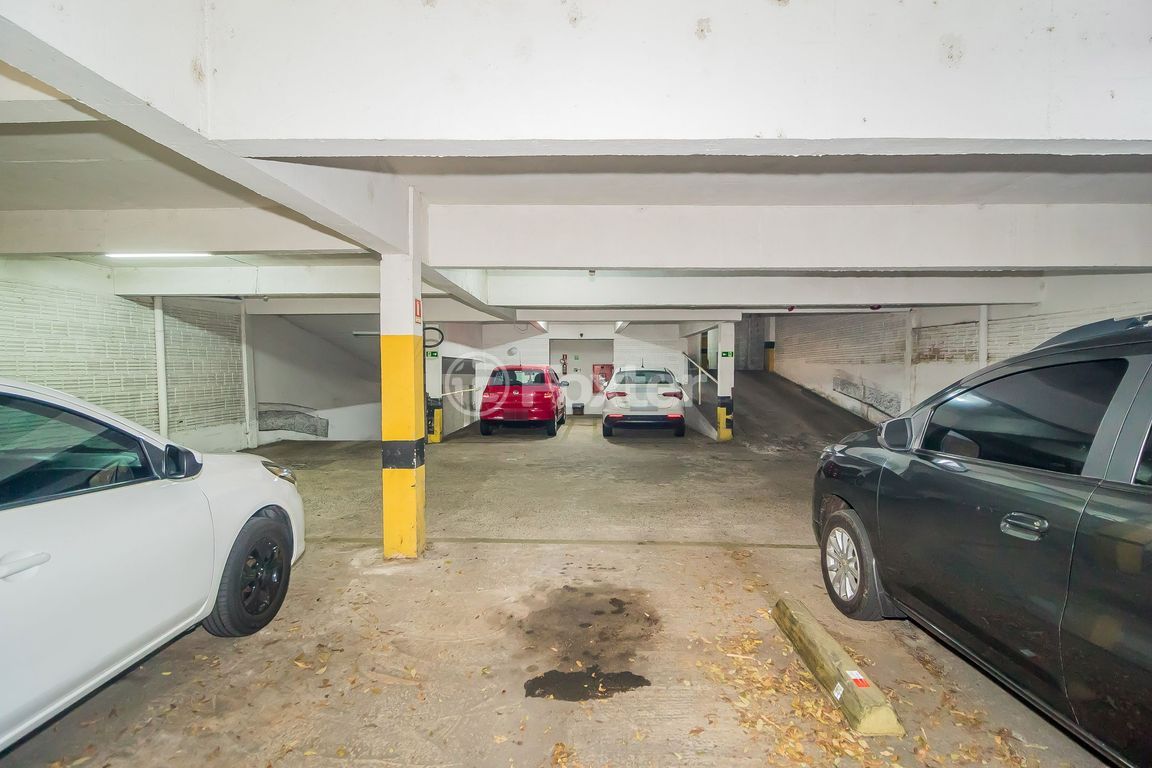 Prédio para comprar em Alberto Bins, 849 - foto 62