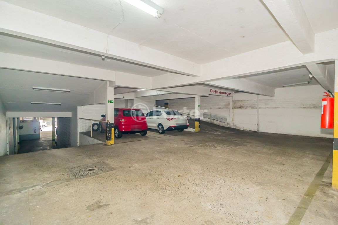 Prédio para comprar em Alberto Bins, 849 - foto 63