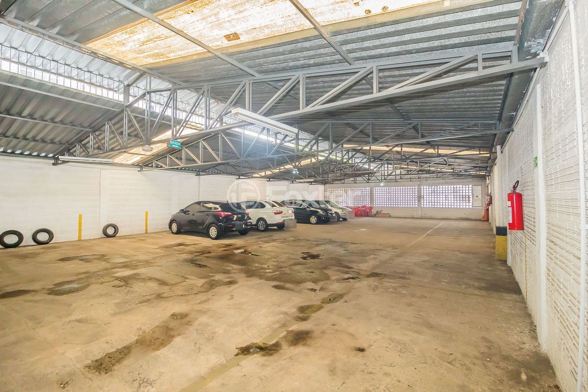 Prédio para comprar em Alberto Bins, 849 - foto 69