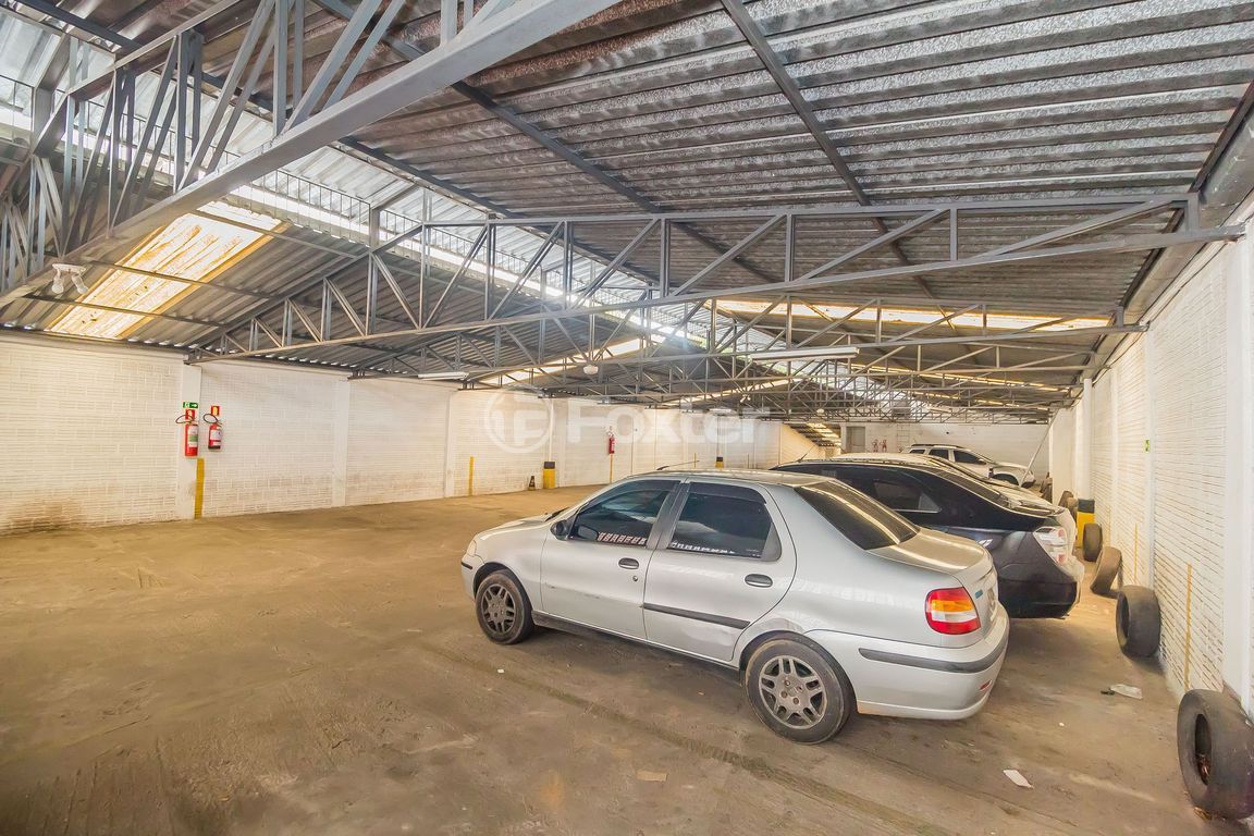 Prédio para comprar em Alberto Bins, 849 - foto 84
