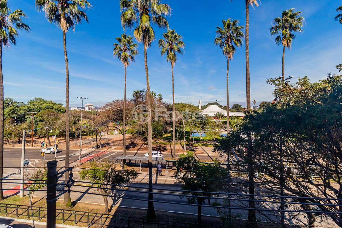 Apartamento para comprar em Osvaldo Aranha, 914 - foto 28