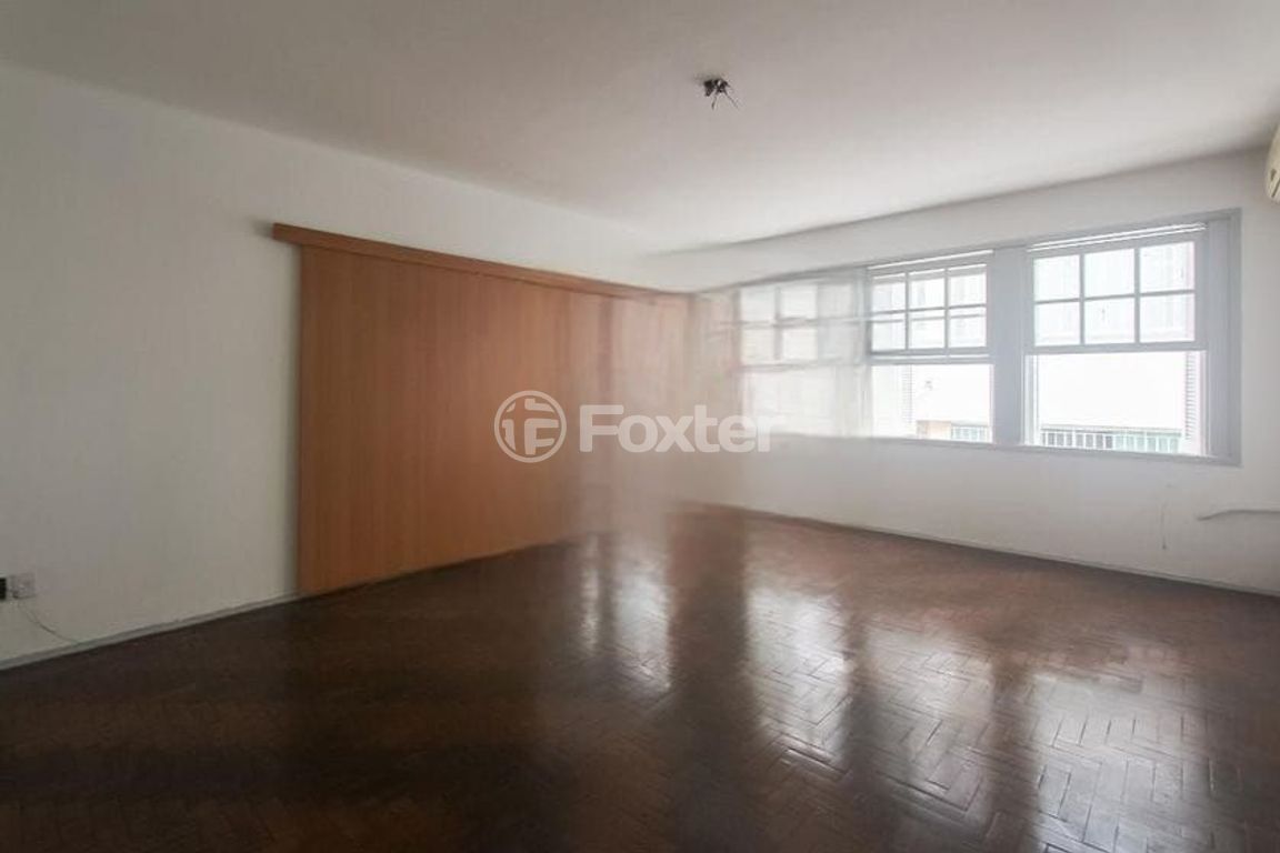 Apartamento para comprar em RAMIRO BARCELOS, 1709 - foto 17