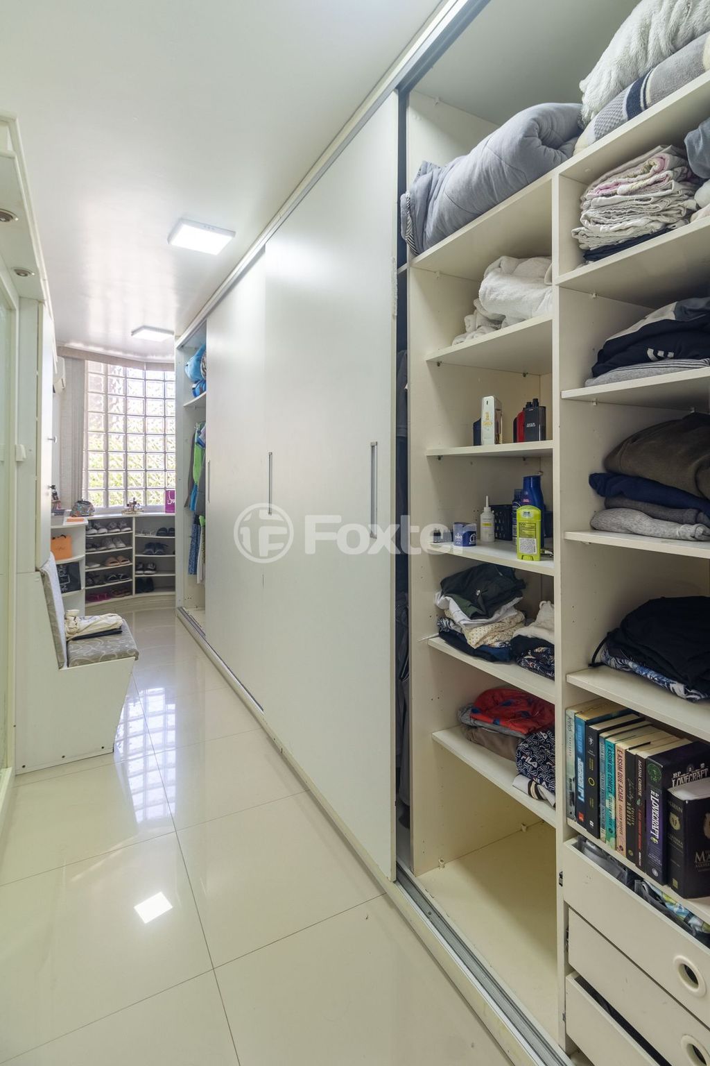 casa sobrado para comprar em Maestro Salvador Campanella, 371 - foto 24