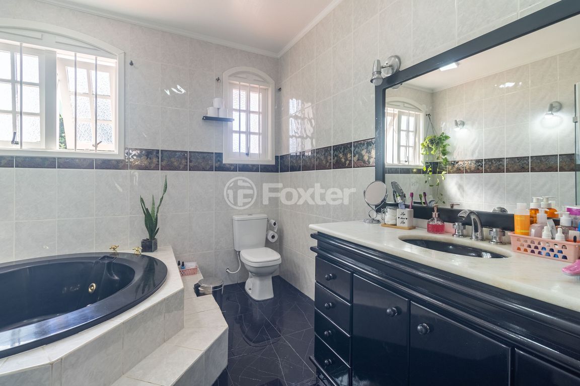 casa sobrado para comprar em Maestro Salvador Campanella, 371 - foto 28