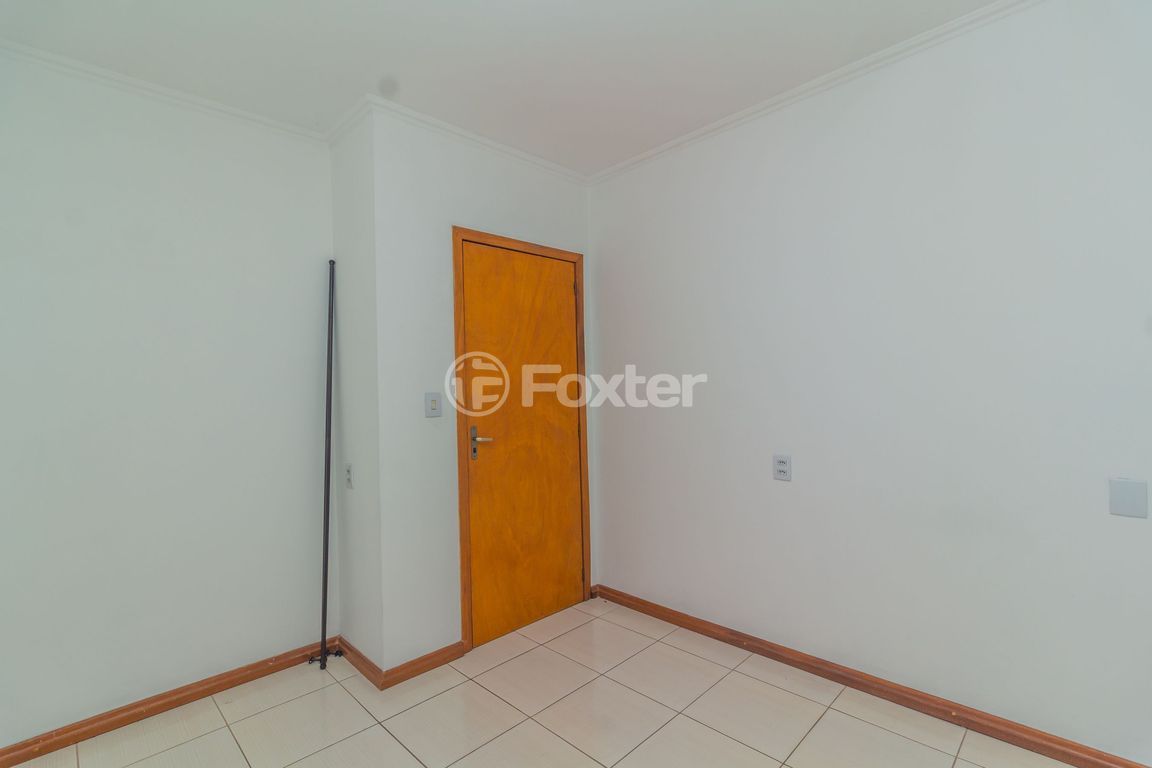 Prédio para comprar em Doutor Sezefredo Azambuja Vieira, 2653 - foto 39