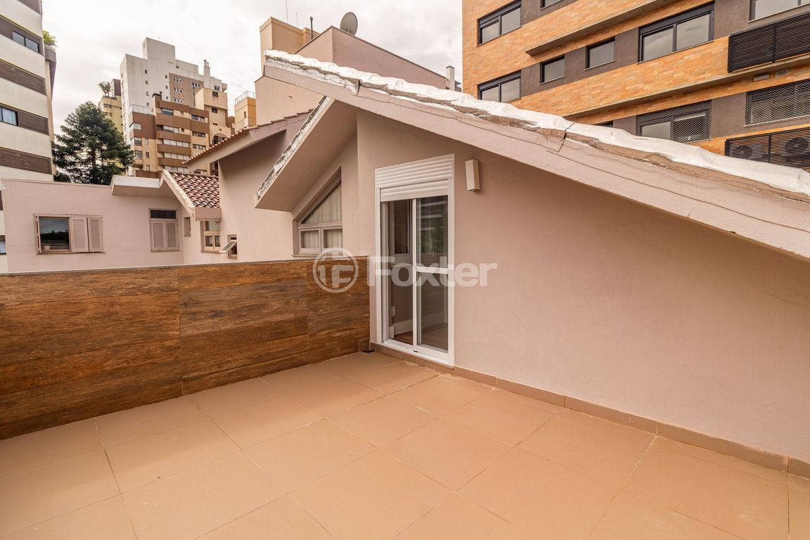 Cobertura para comprar em Guaporé, 241 - foto 33