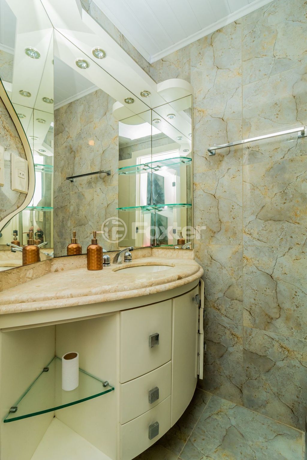 Casa em condominio para comprar em Wenceslau Escobar, 3714 - foto 33