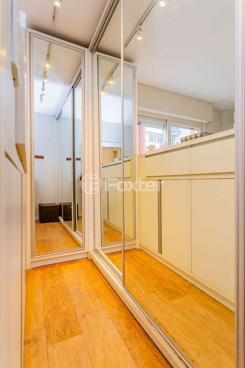 Apartamento para comprar em VINTE E QUATRO DE OUTUBRO, 1085 - foto 32