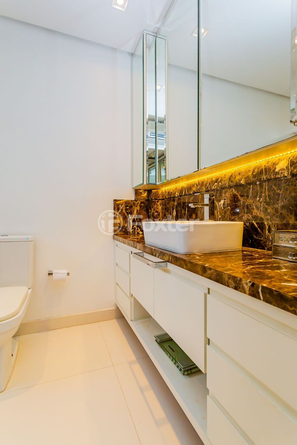 Apartamento para comprar em VINTE E QUATRO DE OUTUBRO, 1085 - foto 33