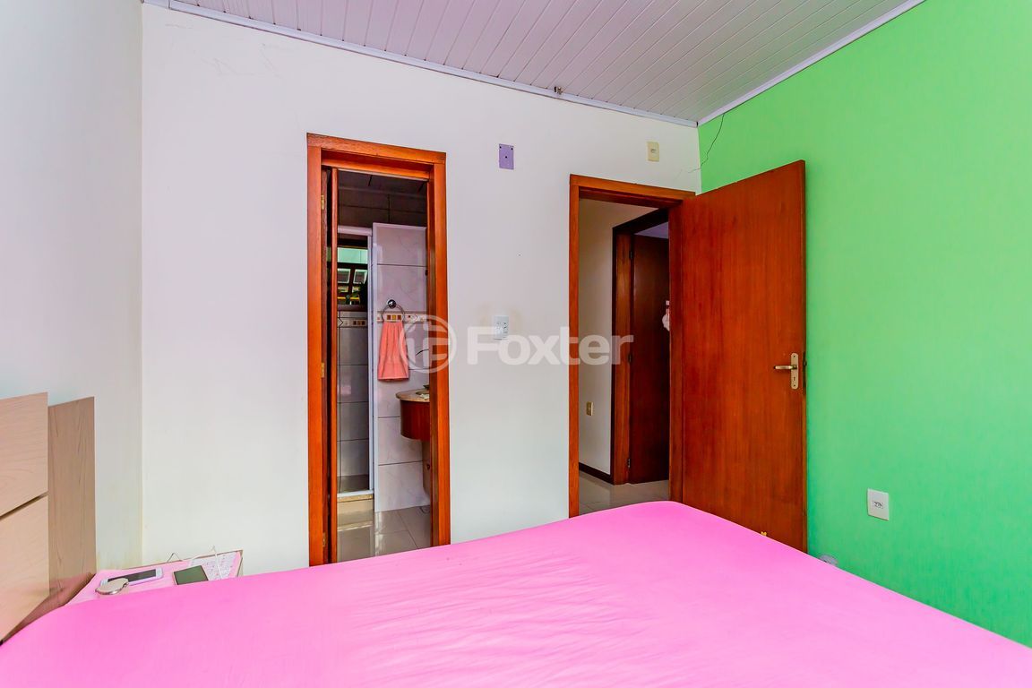 casa sobrado para comprar em Delmar Rocha Barbosa, 699 - foto 14