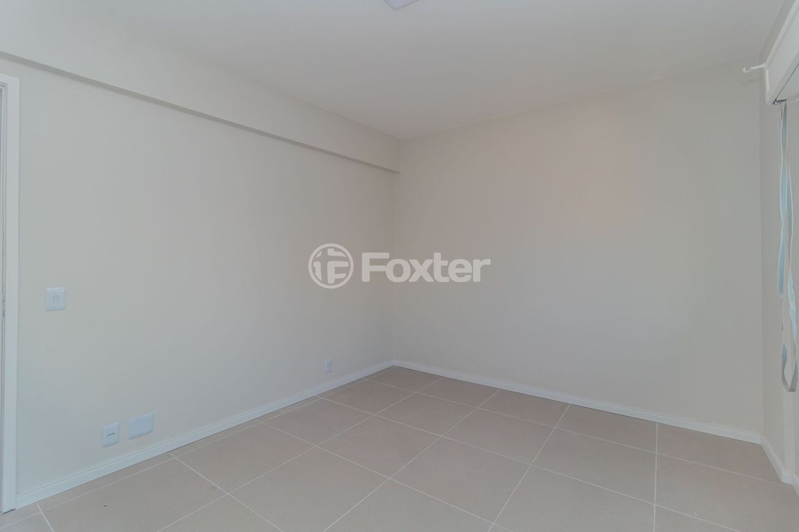 Cobertura para comprar em Doutor Campos Velho, 519 - foto 42