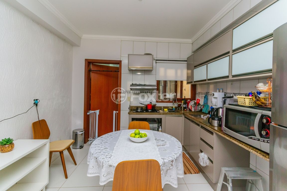 casa sobrado para comprar em Dezessete de Junho, 648 - foto 4