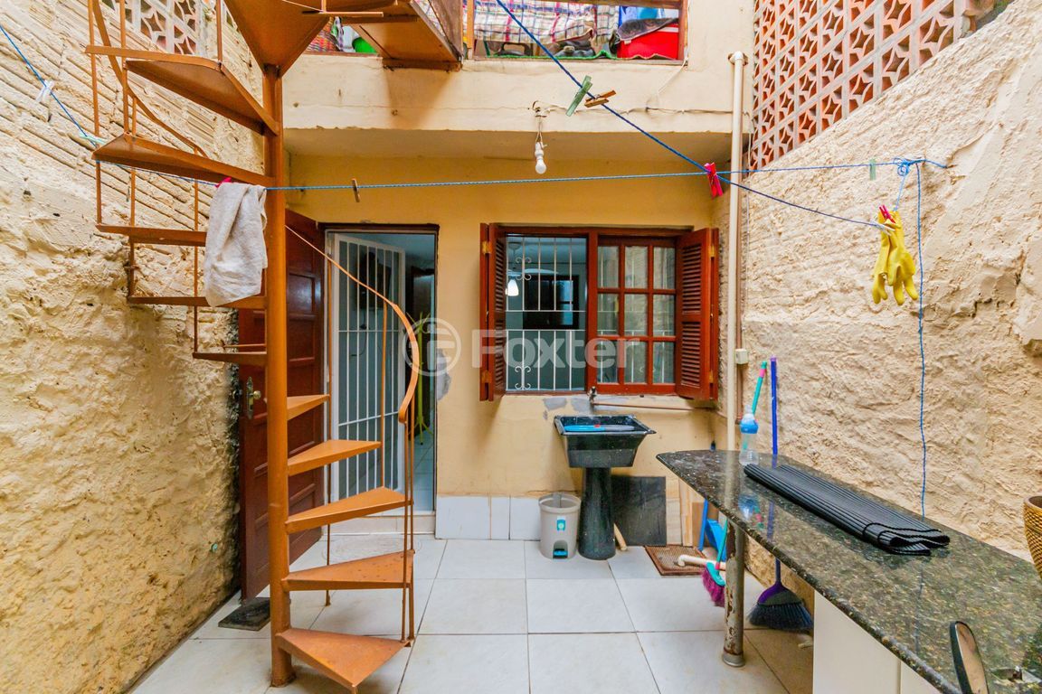 casa sobrado para comprar em Dezessete de Junho, 648 - foto 30