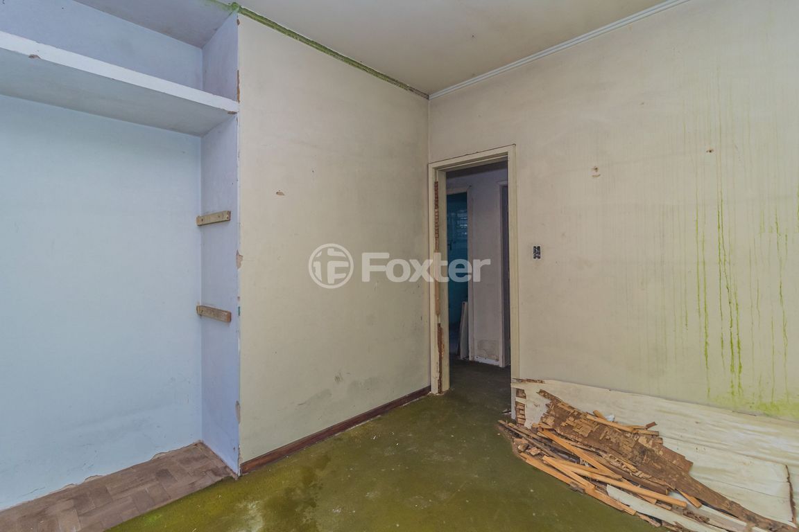 casa sobrado para comprar em Coronel Gastão Haslocher Mazeron, 447 - foto 14