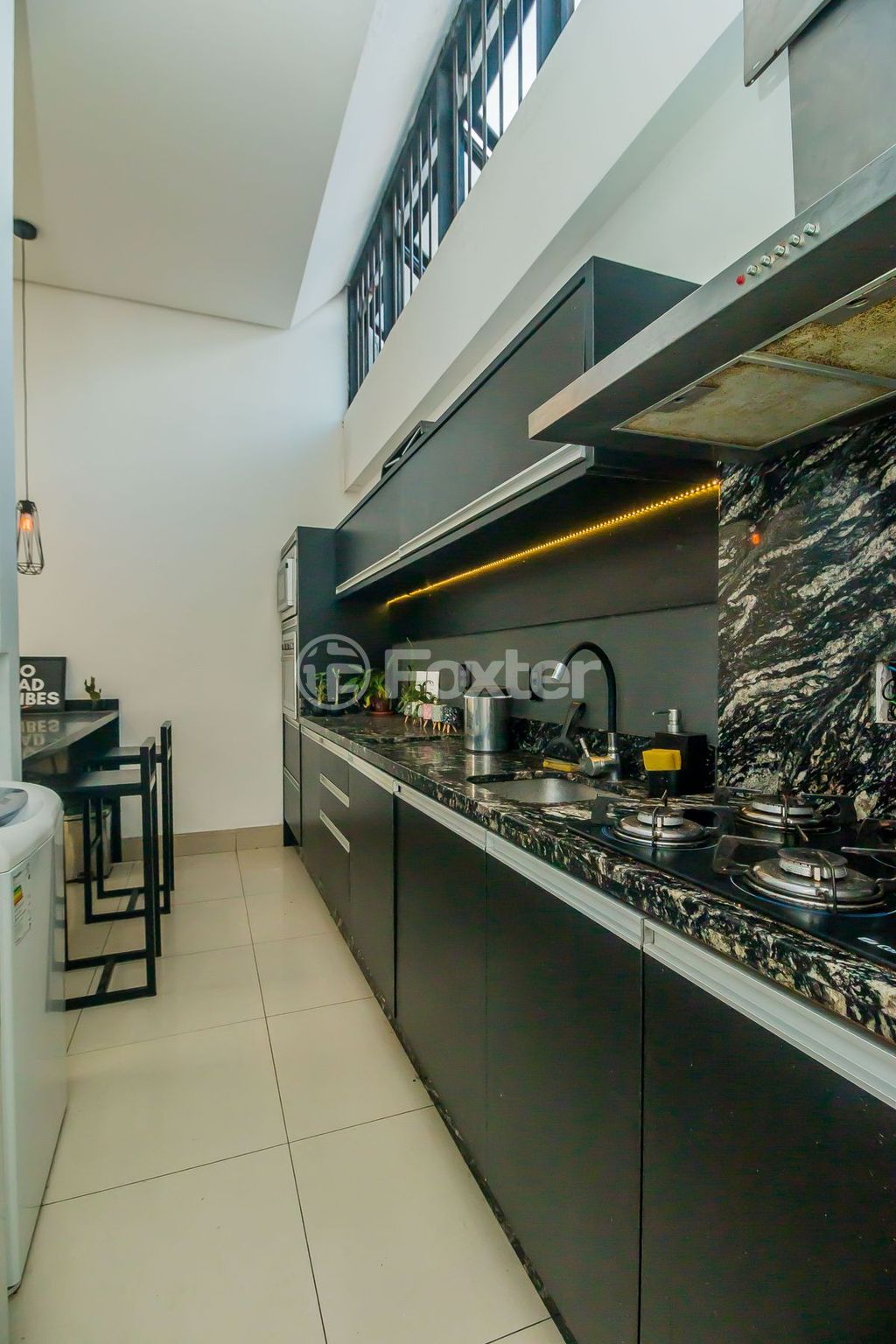 Prédio para comprar em GETULIO VARGAS, 156 - foto 58