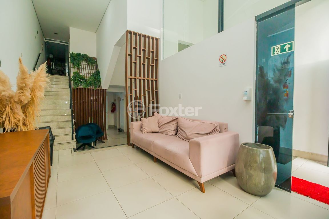 Prédio para comprar em GETULIO VARGAS, 156 - foto 9