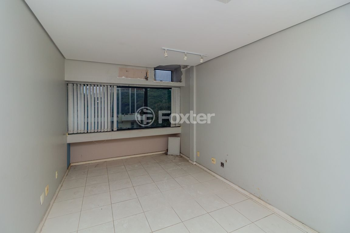 consultorio sala conjunto para comprar em Petrópolis, Porto Alegre - foto 1