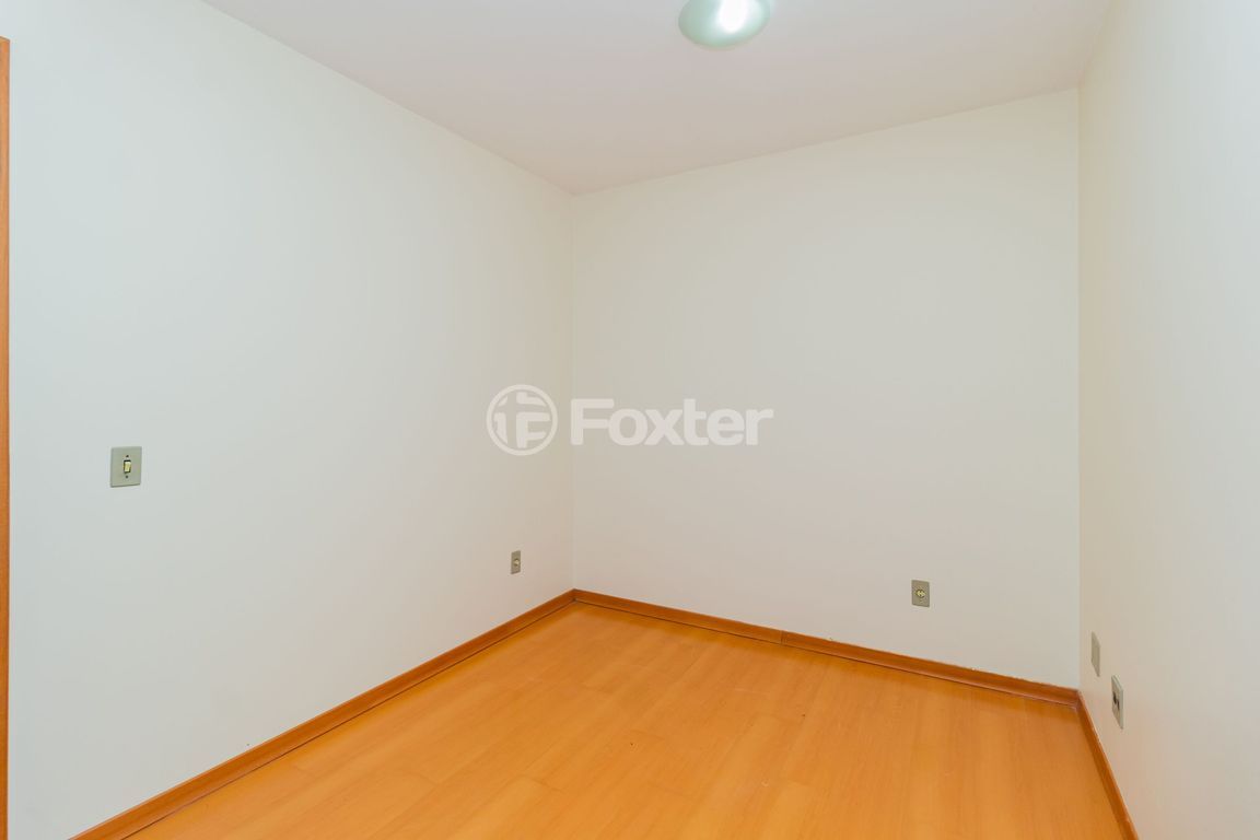 casa sobrado para comprar em Abdo Jorge Curi, 197 - foto 17