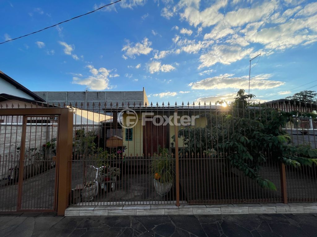 casa sobrado para comprar em Vila Monte Carlo, Cachoeirinha - foto 1