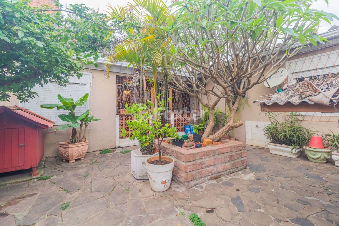 casa sobrado para comprar em Doutor Vargas Neto, 630 - foto 35