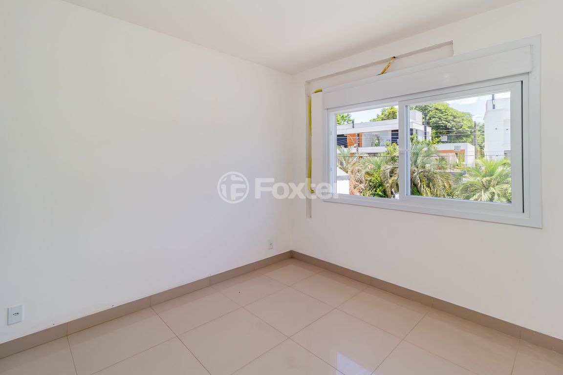 casa sobrado para comprar em Ivo Walter Kern, 650 - foto 24