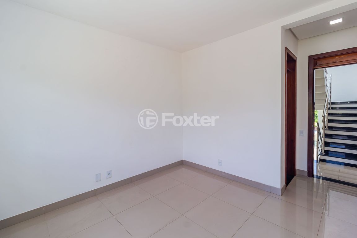 casa sobrado para comprar em Ivo Walter Kern, 650 - foto 27