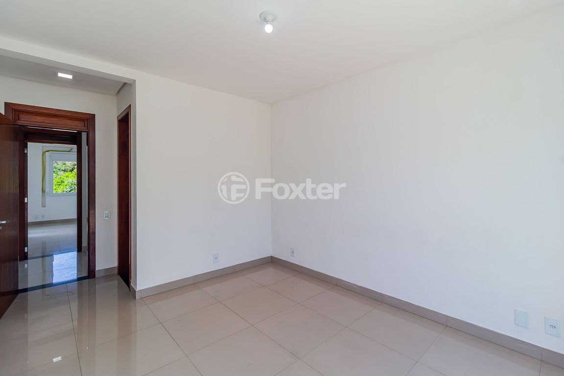 casa sobrado para comprar em Ivo Walter Kern, 650 - foto 58