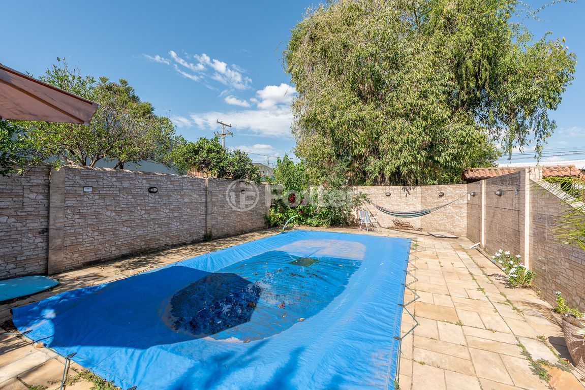 casa sobrado para comprar em Rezende Costa, 498 - foto 14