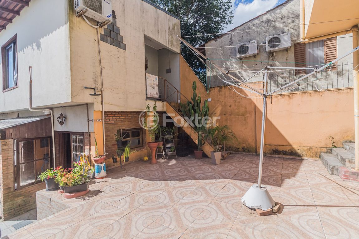 casa sobrado para comprar em Xavier da Cunha, 581 - foto 37