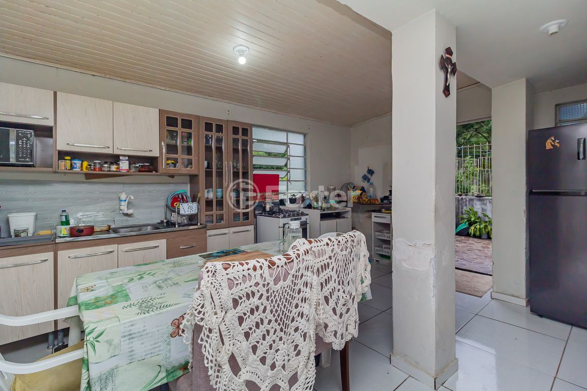 casa sobrado para comprar em Telmo Godoy Pinto, 479 - foto 24