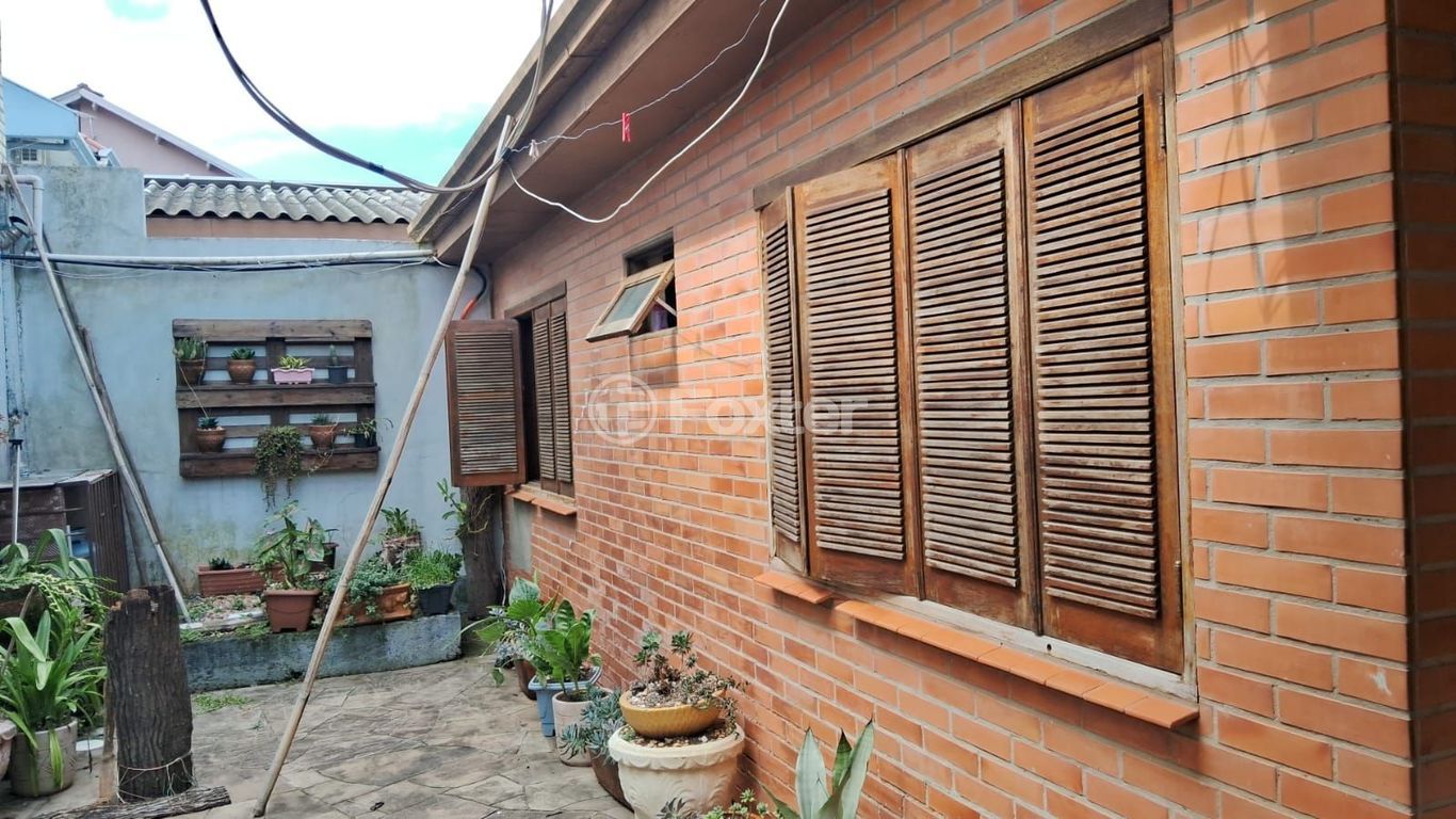 casa sobrado para comprar em A J Renner, 1369 - foto 10