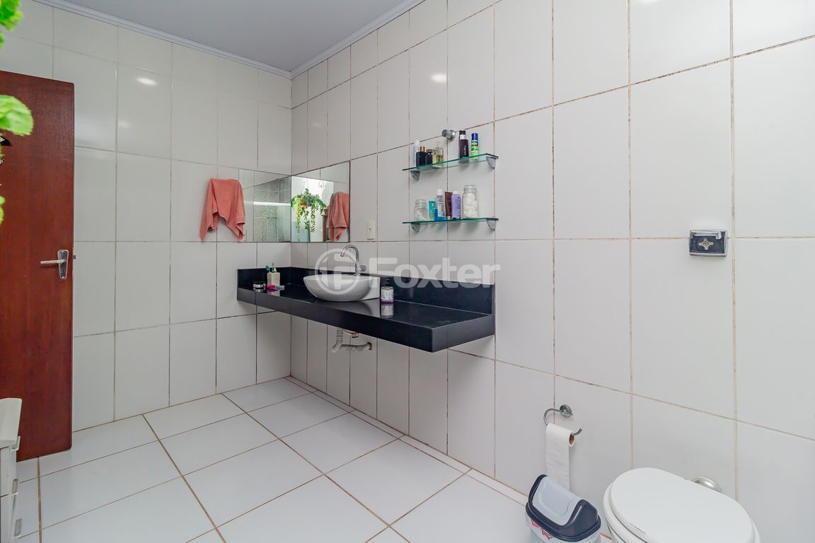 casa sobrado para comprar em Marciano José Goulart, 336 - foto 13