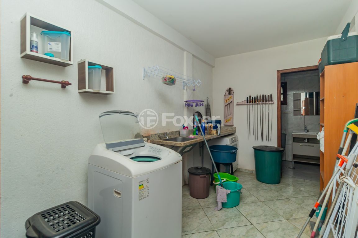 casa sobrado para comprar em Marciano José Goulart, 336 - foto 29