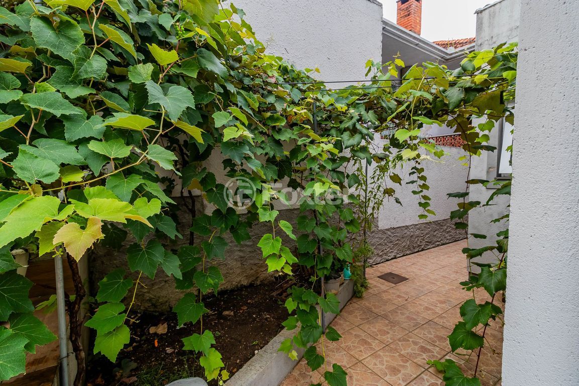 casa sobrado para comprar em Bôrtolo Barbieri, 67 - foto 2