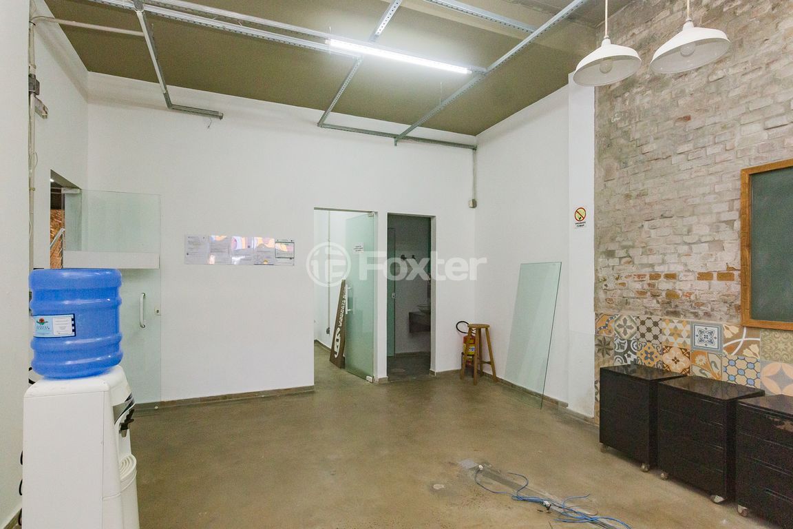 Prédio para comprar em Brino, 241 - foto 15