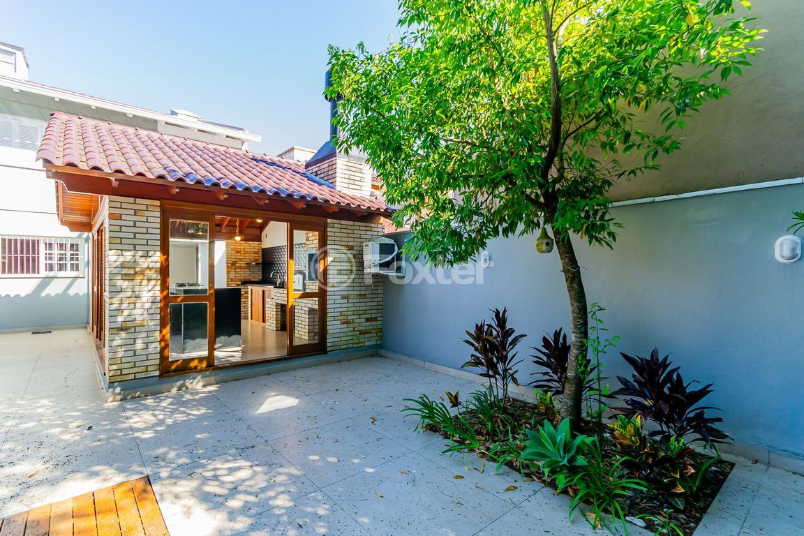 casa sobrado para comprar em Adão Pinheiro da Silva, 525 - foto 8