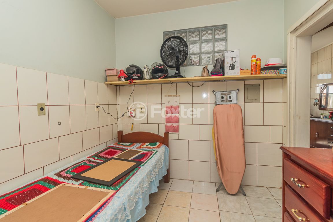 casa sobrado para comprar em Fernando Souto da Silva, 279 - foto 17