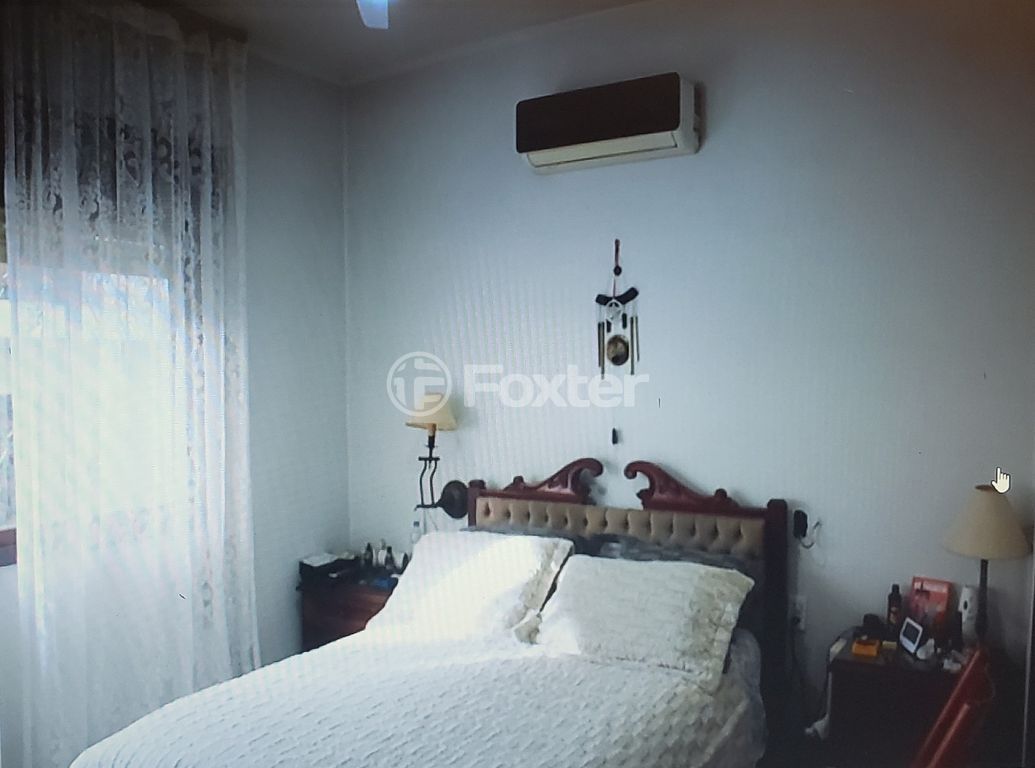 casa sobrado para comprar em Leomar Rodrigues Vieira, 115 - foto 13