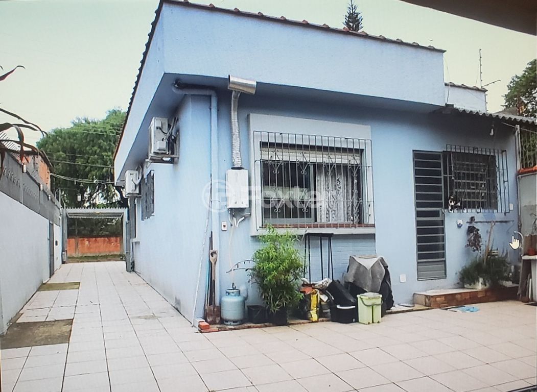 casa sobrado para comprar em Leomar Rodrigues Vieira, 115 - foto 19